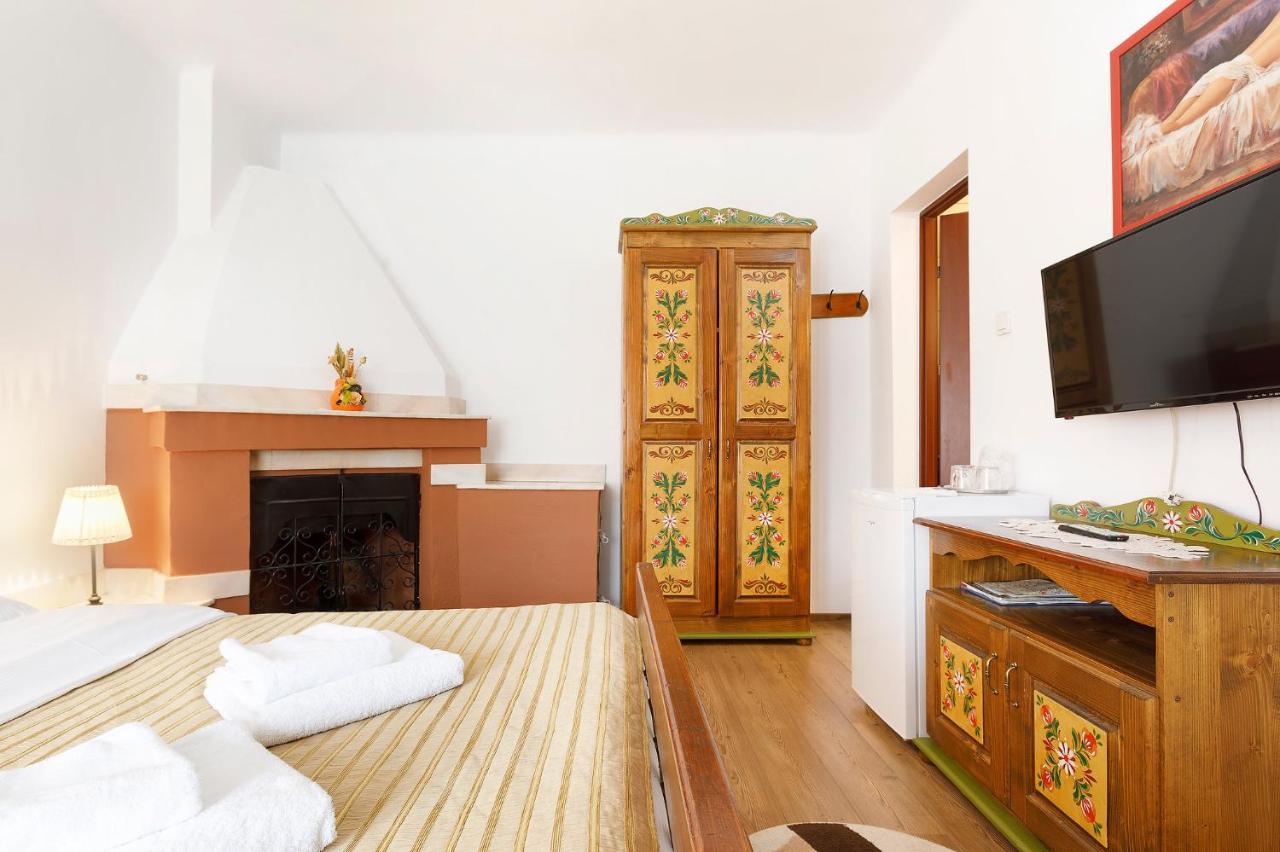 Casa Rasnoveana ภายนอก รูปภาพ